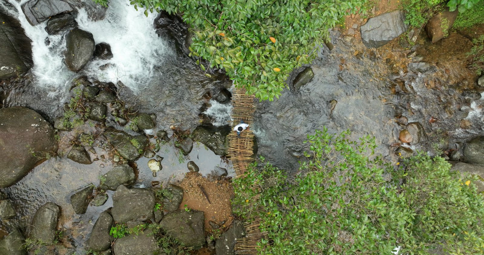 DJI_0839.00_01_05_21.Still023